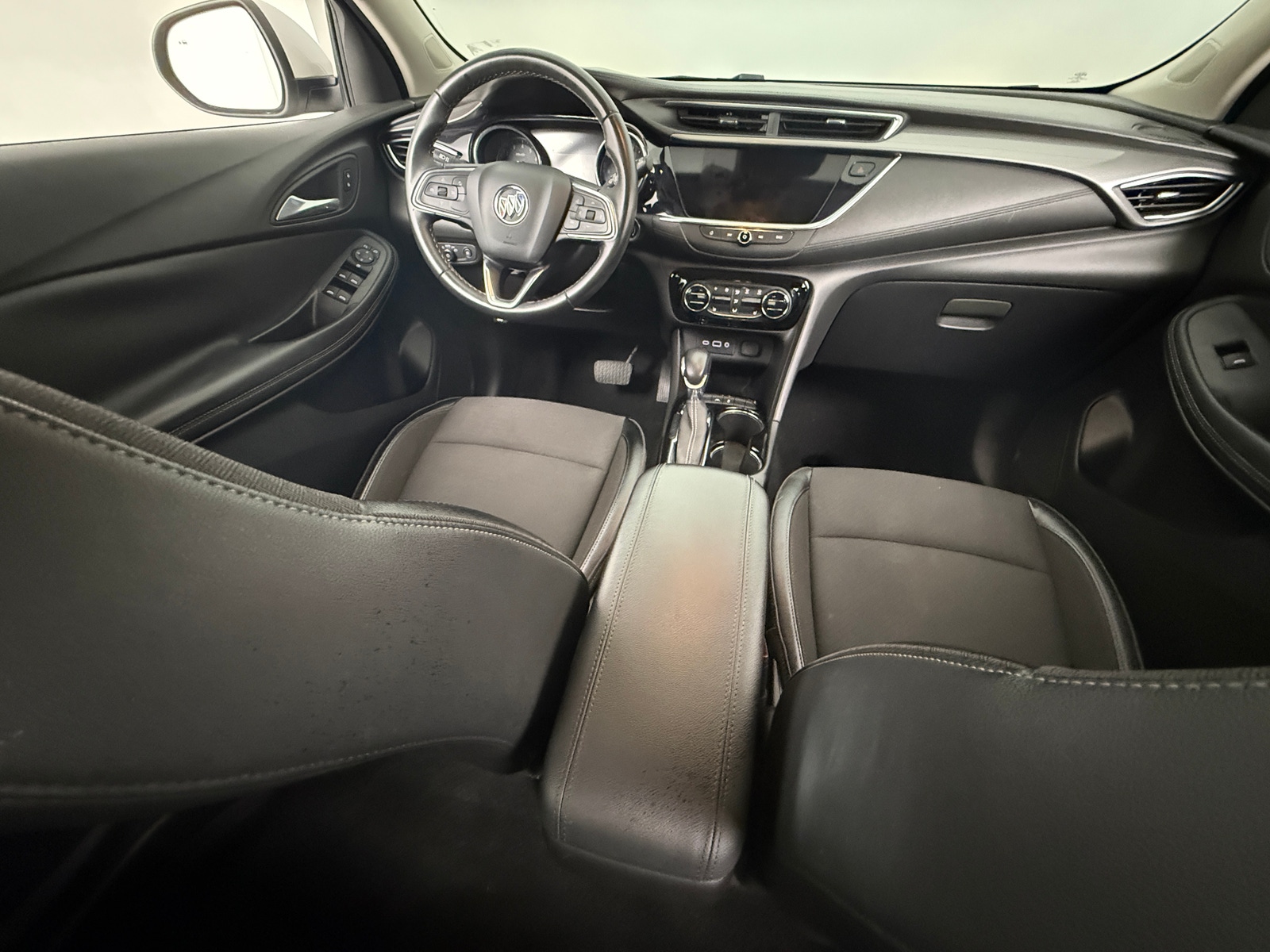 Thumbnail: 2021 Buick Encore GX - 3