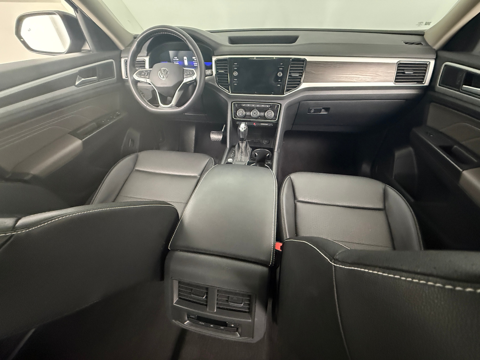 Thumbnail: 2022 Volkswagen Atlas - 2