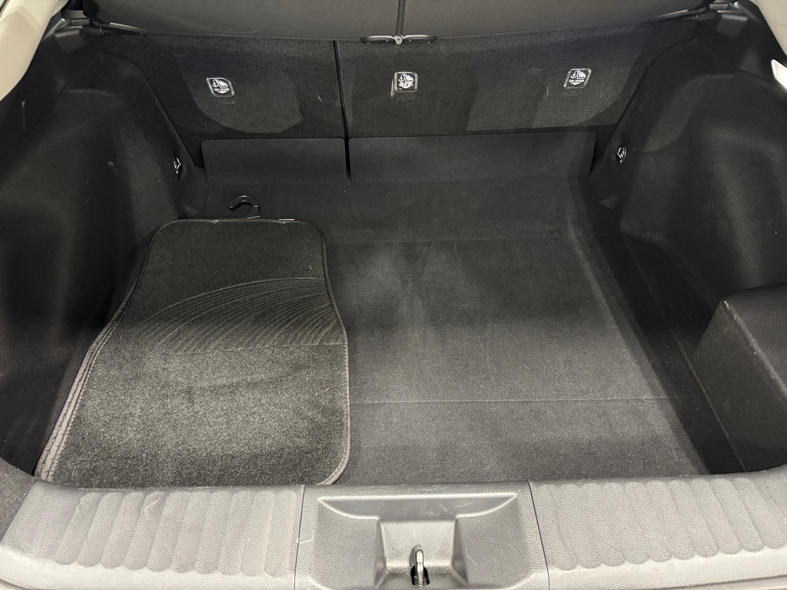 Thumbnail: 2025 Toyota Prius - 7