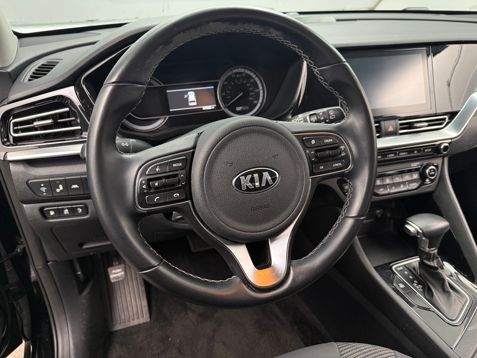 Thumbnail: 2020 Kia Niro - 5