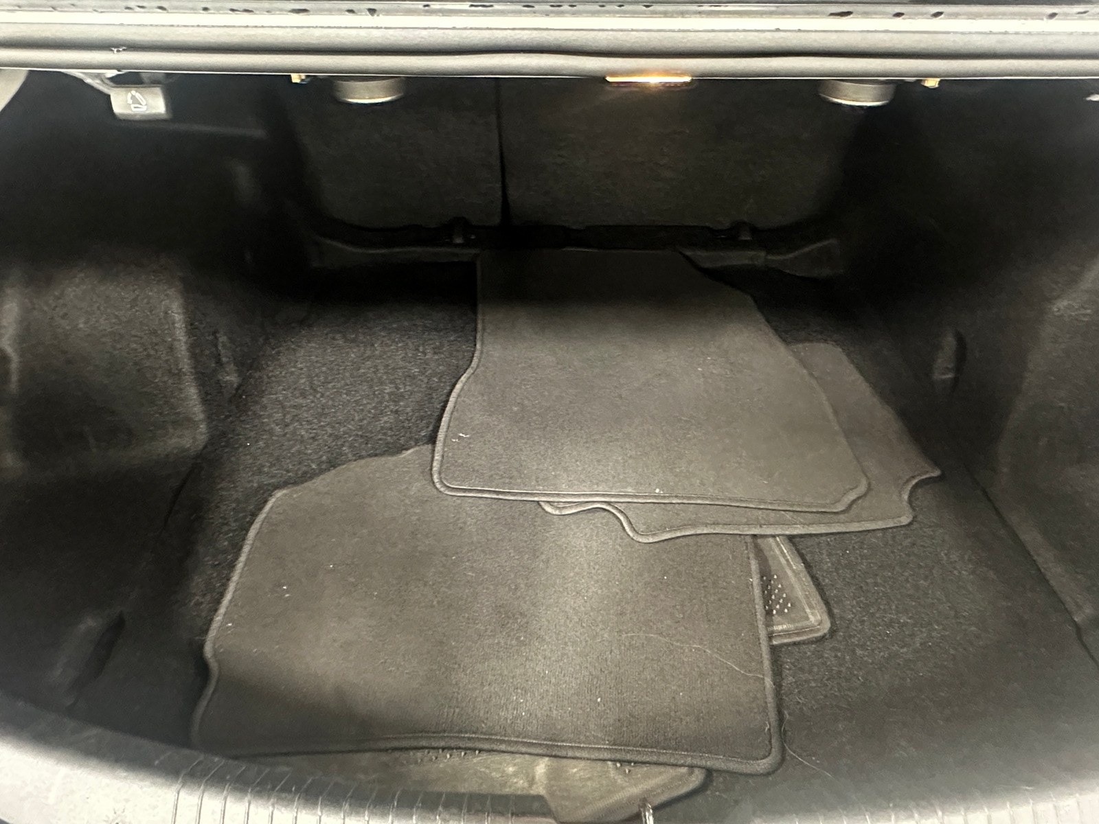 Thumbnail: 2024 Chevrolet Malibu - 6