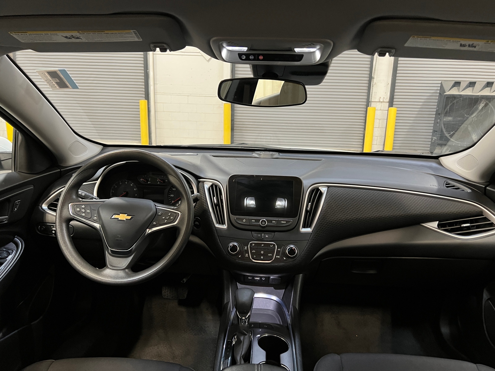 Thumbnail: 2024 Chevrolet Malibu - 3