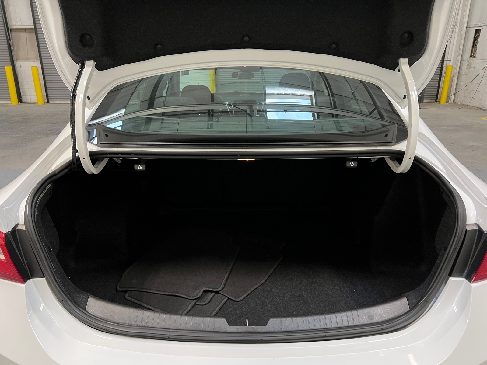 Thumbnail: 2024 Chevrolet Malibu - 7