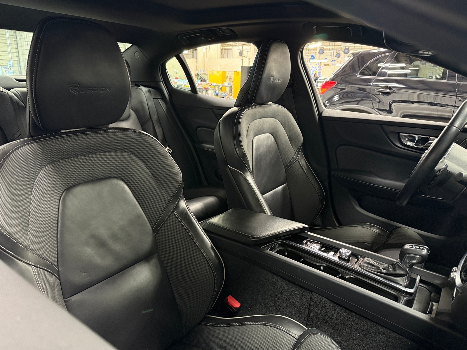 Thumbnail: 2019 Volvo S60 - 2