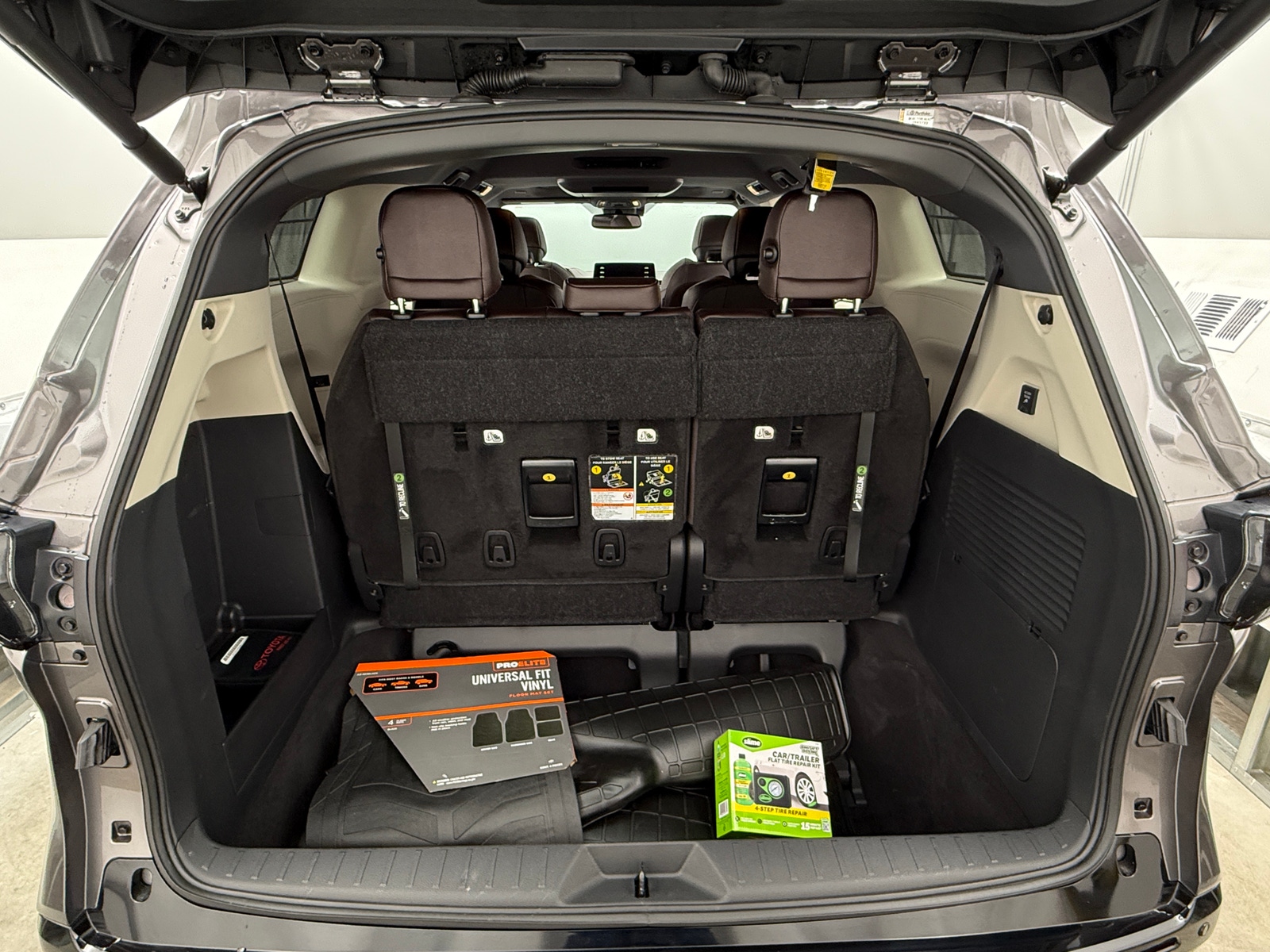 Thumbnail: 2024 Toyota Sienna - 6