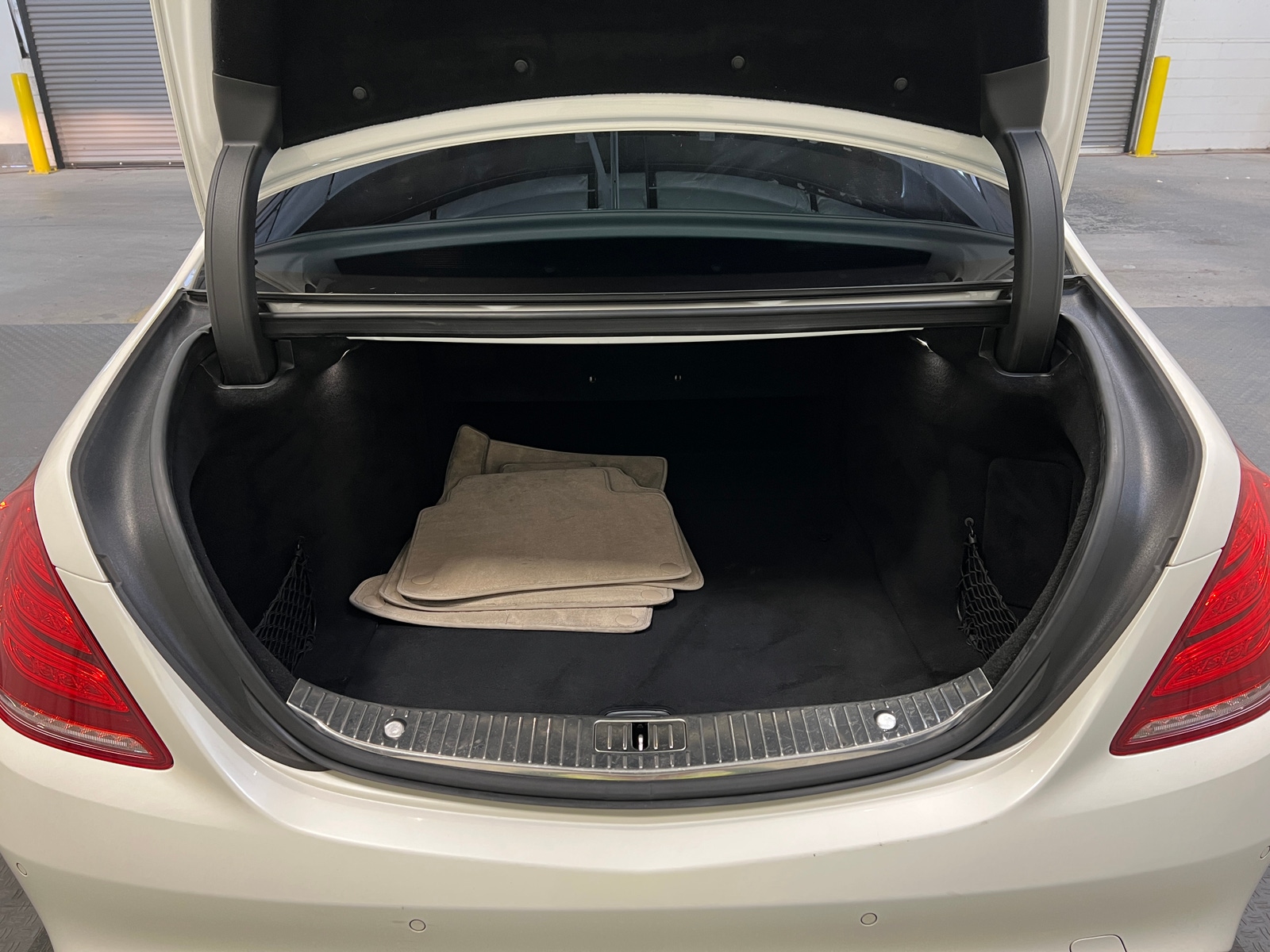 Thumbnail: 2014 Mercedes-Benz S-Class - 6