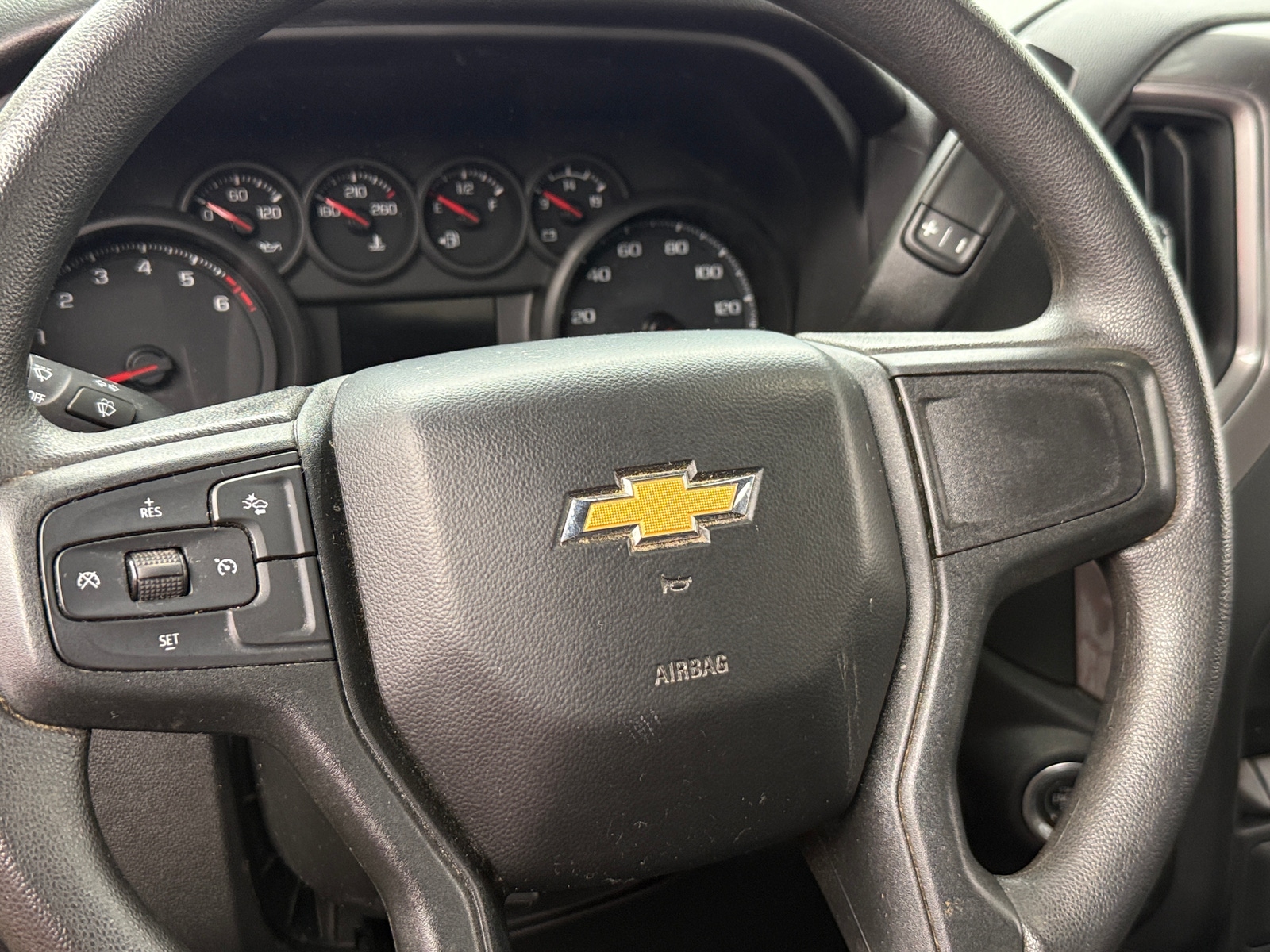 Thumbnail: 2023 Chevrolet Silverado 1500 - 5