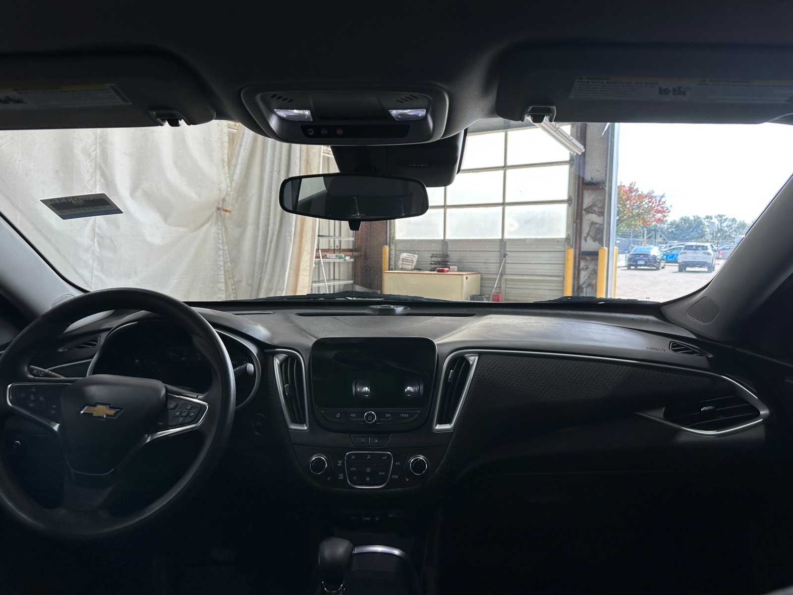 Thumbnail: 2023 Chevrolet Malibu - 3