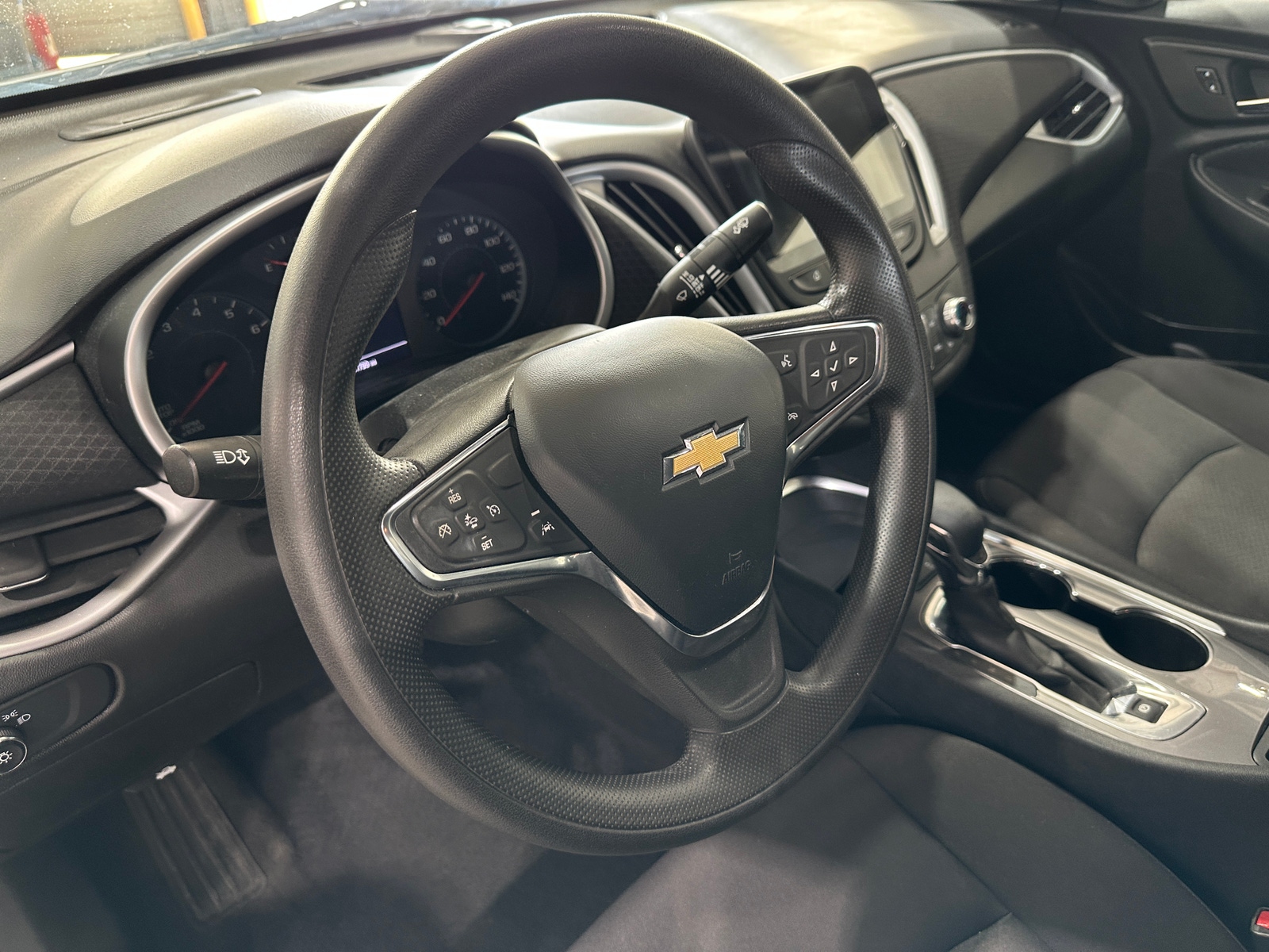 Thumbnail: 2023 Chevrolet Malibu - 5