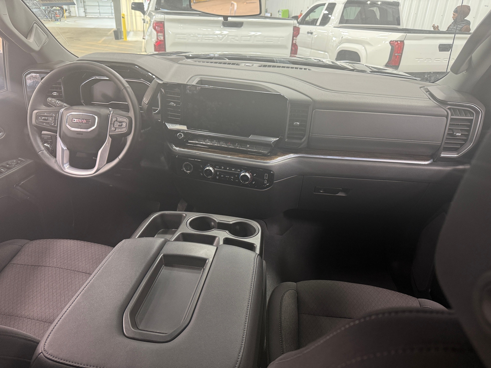 Thumbnail: 2024 GMC Sierra 1500 - 3