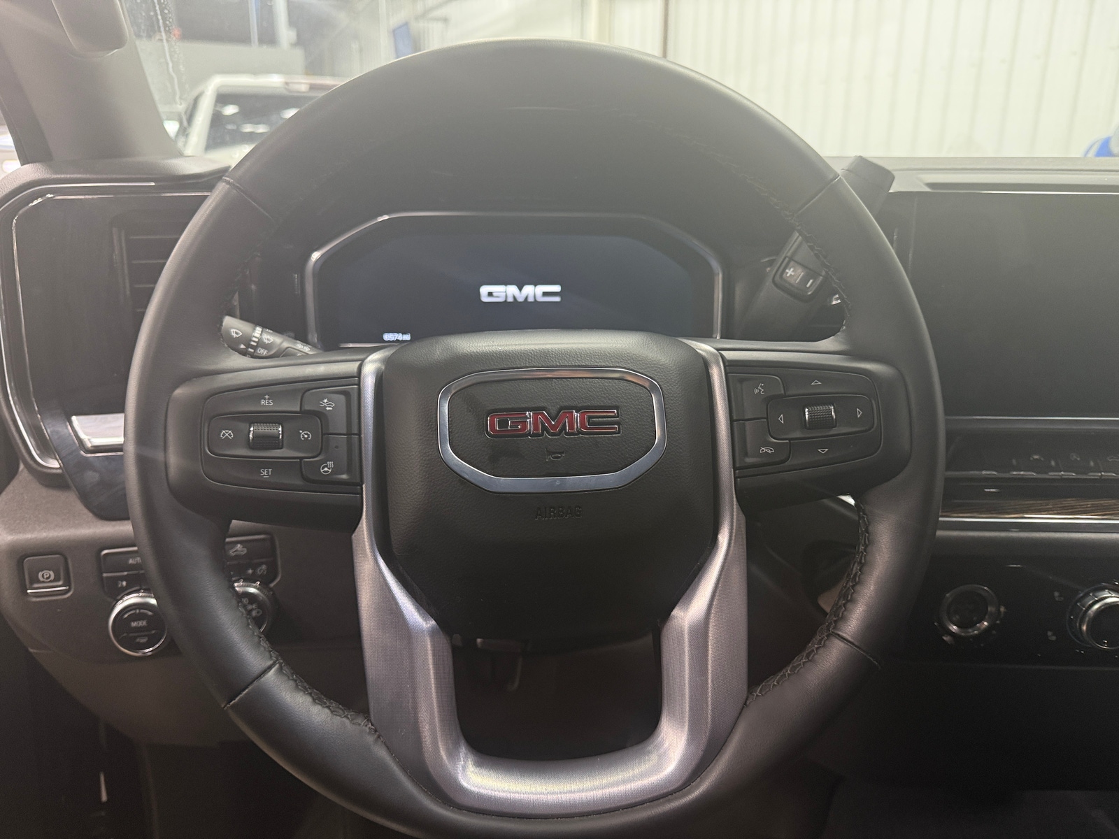 Thumbnail: 2024 GMC Sierra 1500 - 5