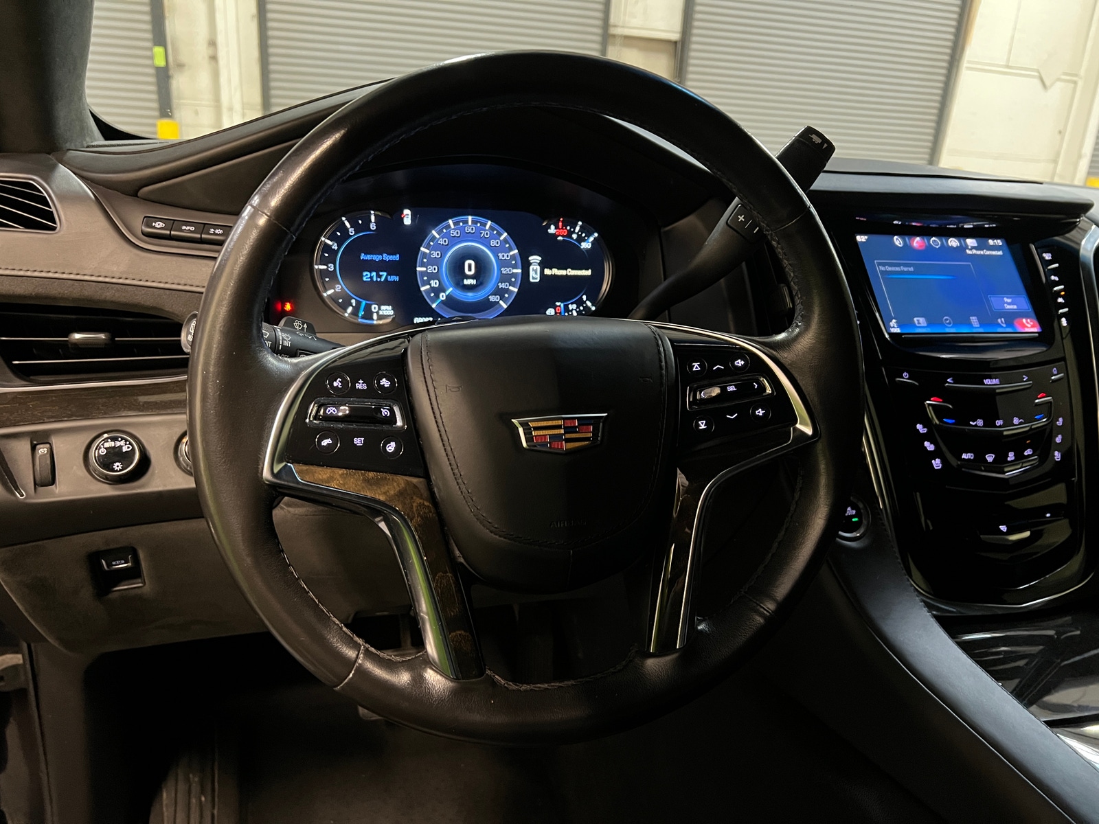 Thumbnail: 2016 Cadillac Escalade - 4