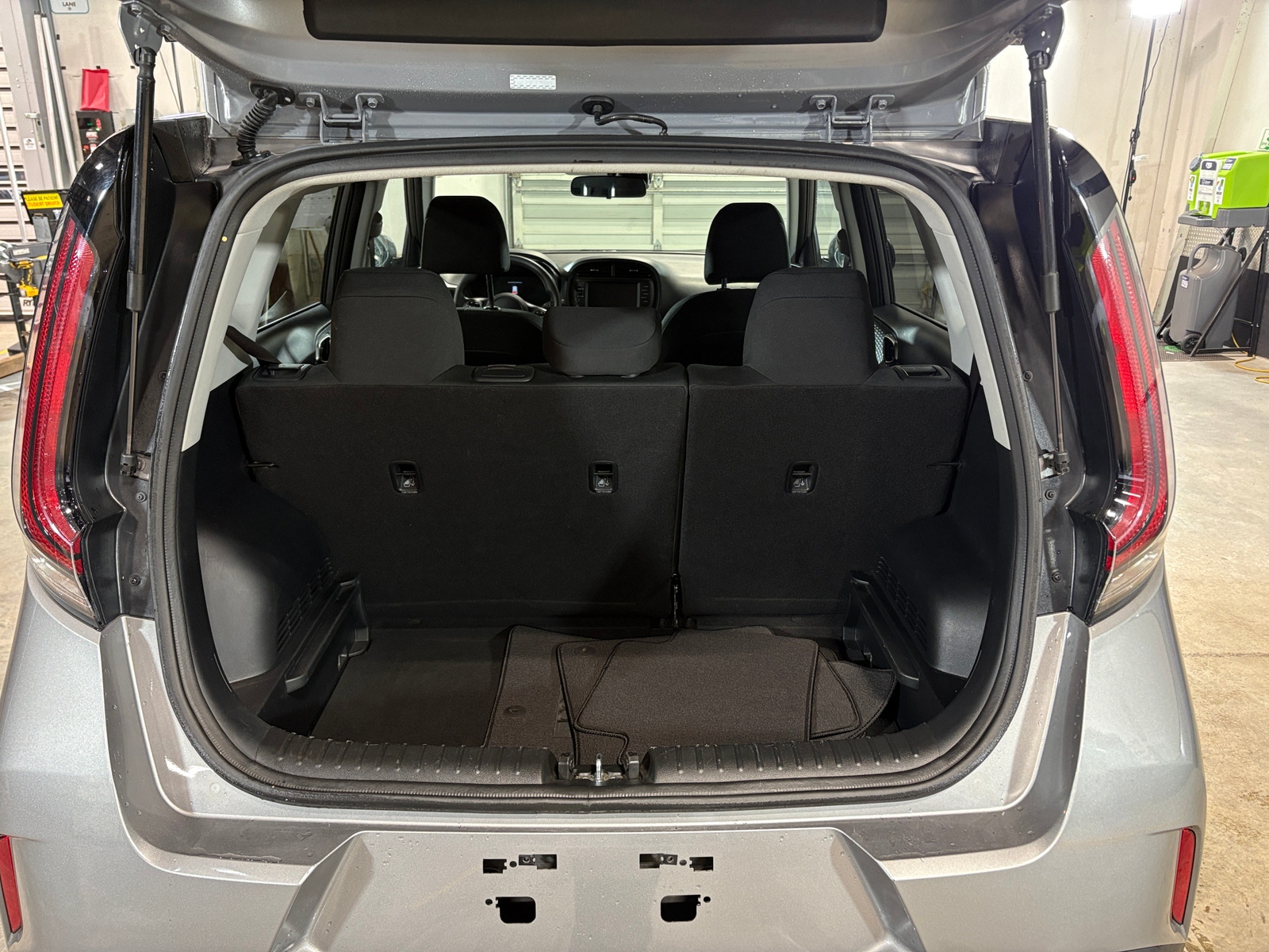 Thumbnail: 2024 Kia Soul - 7