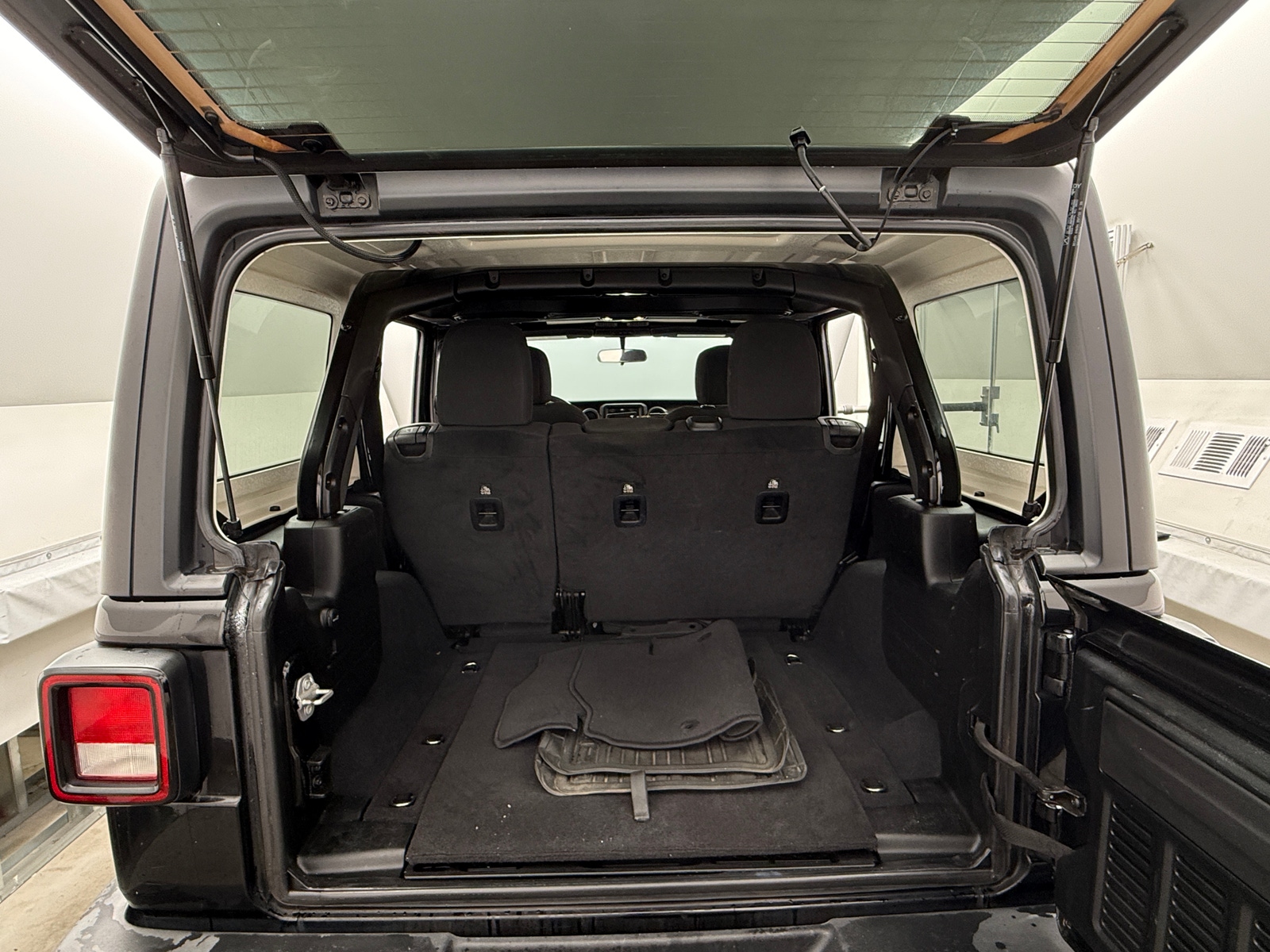 Thumbnail: 2023 Jeep Wrangler - 7