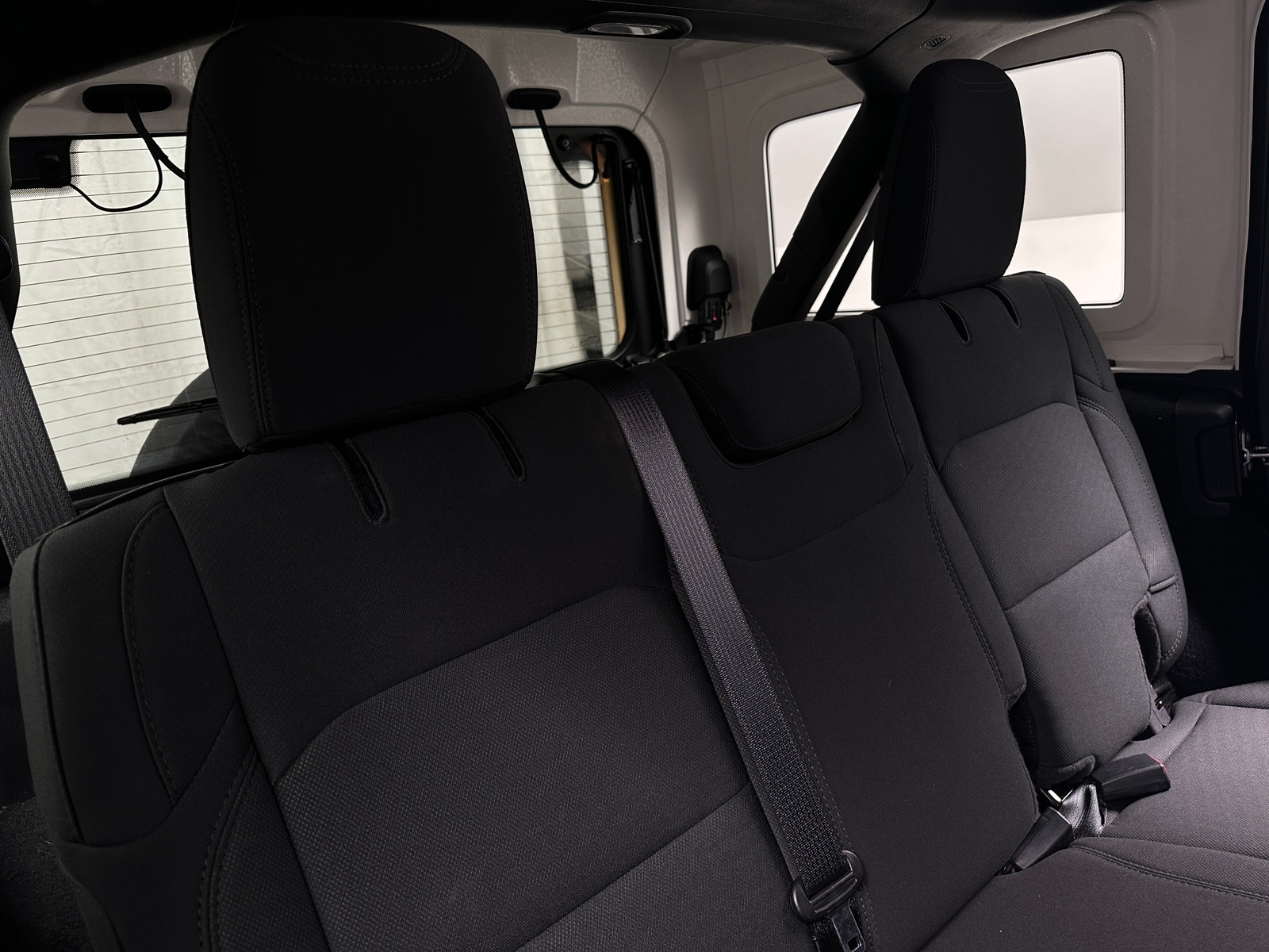 Thumbnail: 2021 Jeep Wrangler - 6