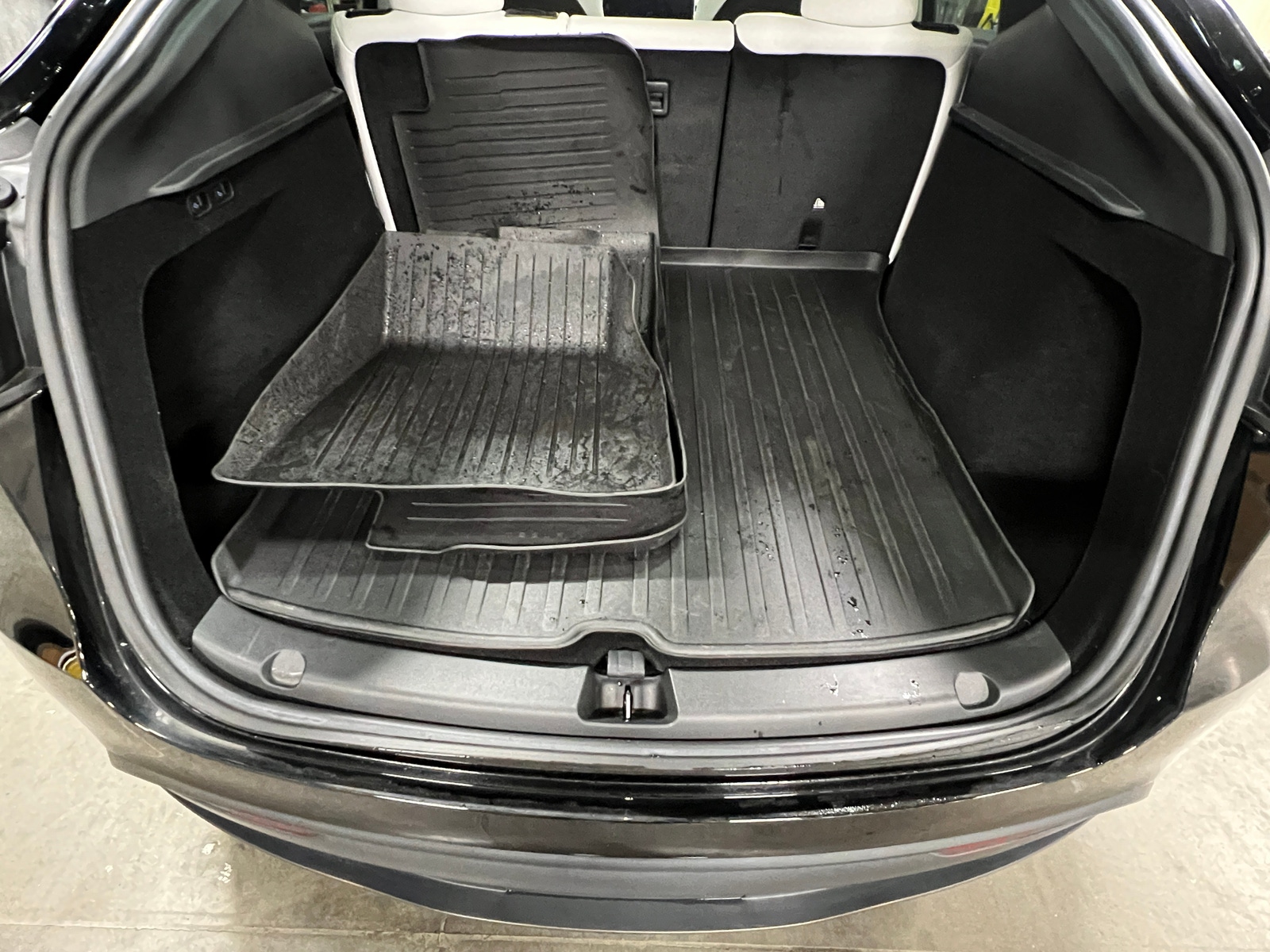 Thumbnail: 2023 Tesla Model Y - 6