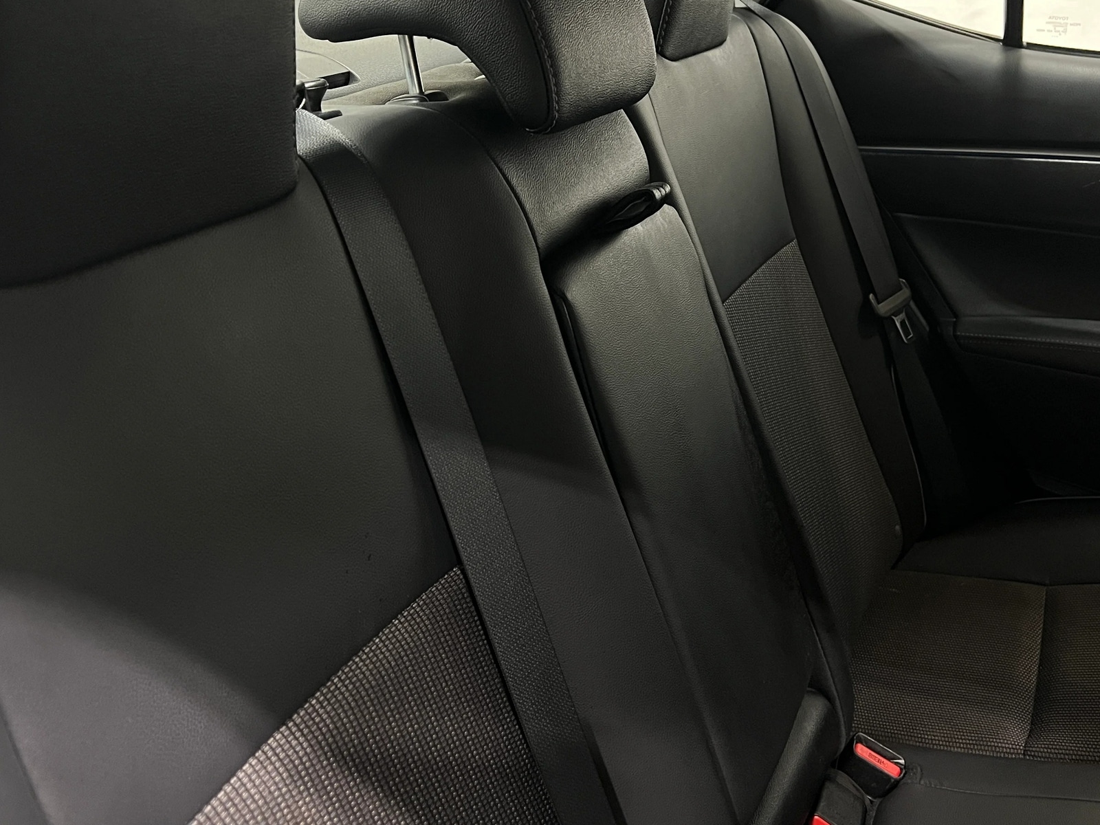 Thumbnail: 2016 Toyota Corolla - 6