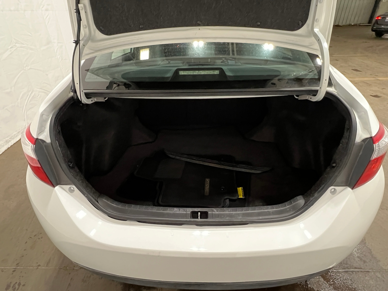 Thumbnail: 2016 Toyota Corolla - 7