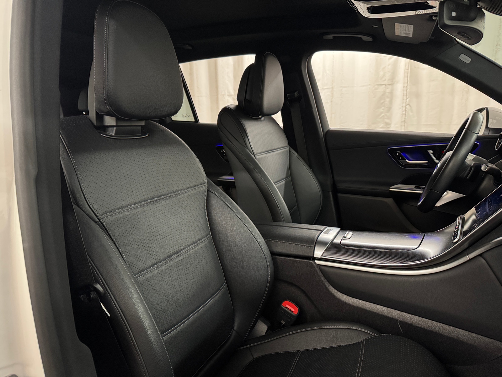 Thumbnail: 2024 Mercedes-Benz GLC - 2