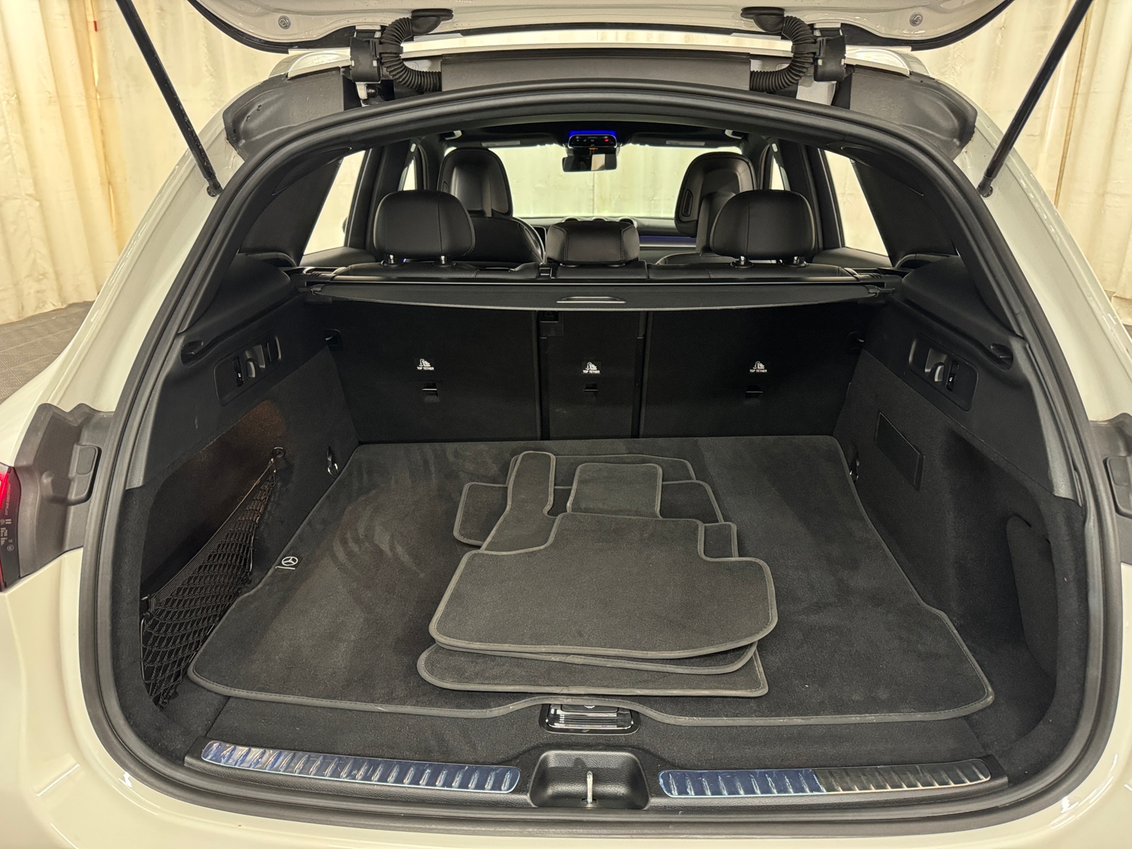 Thumbnail: 2024 Mercedes-Benz GLC - 7