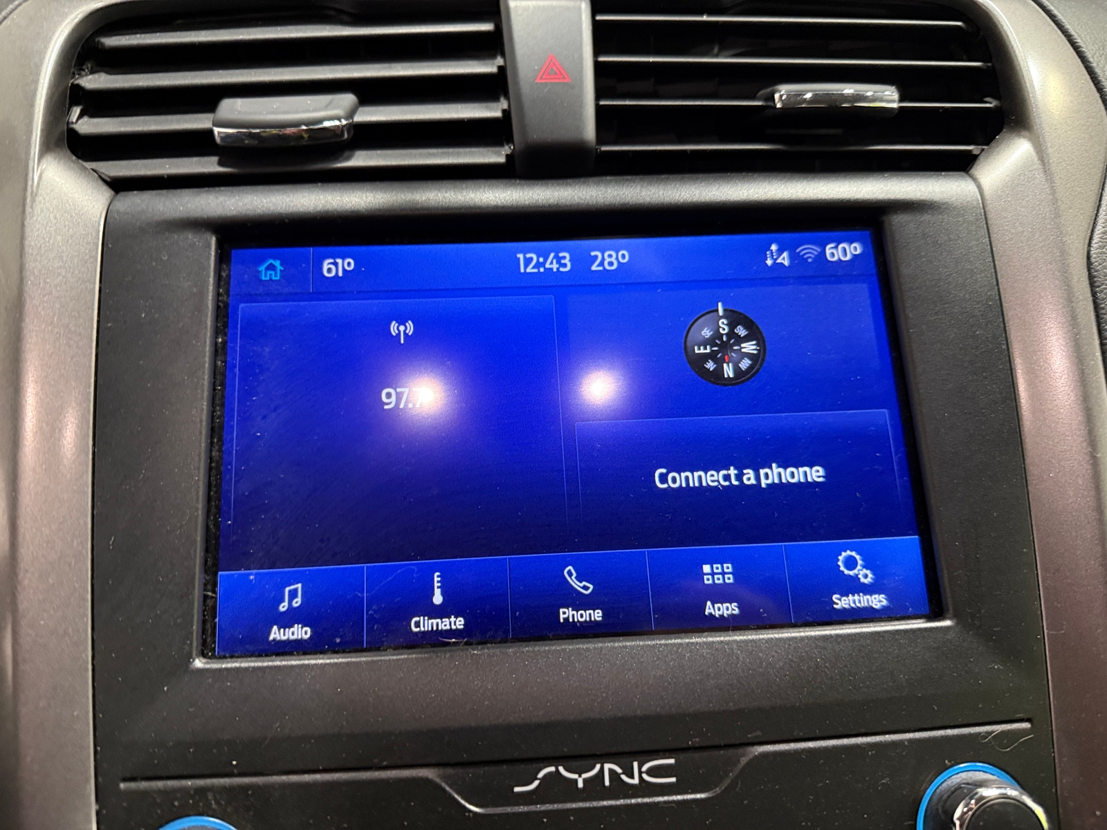 Thumbnail: 2020 Ford Fusion - 4