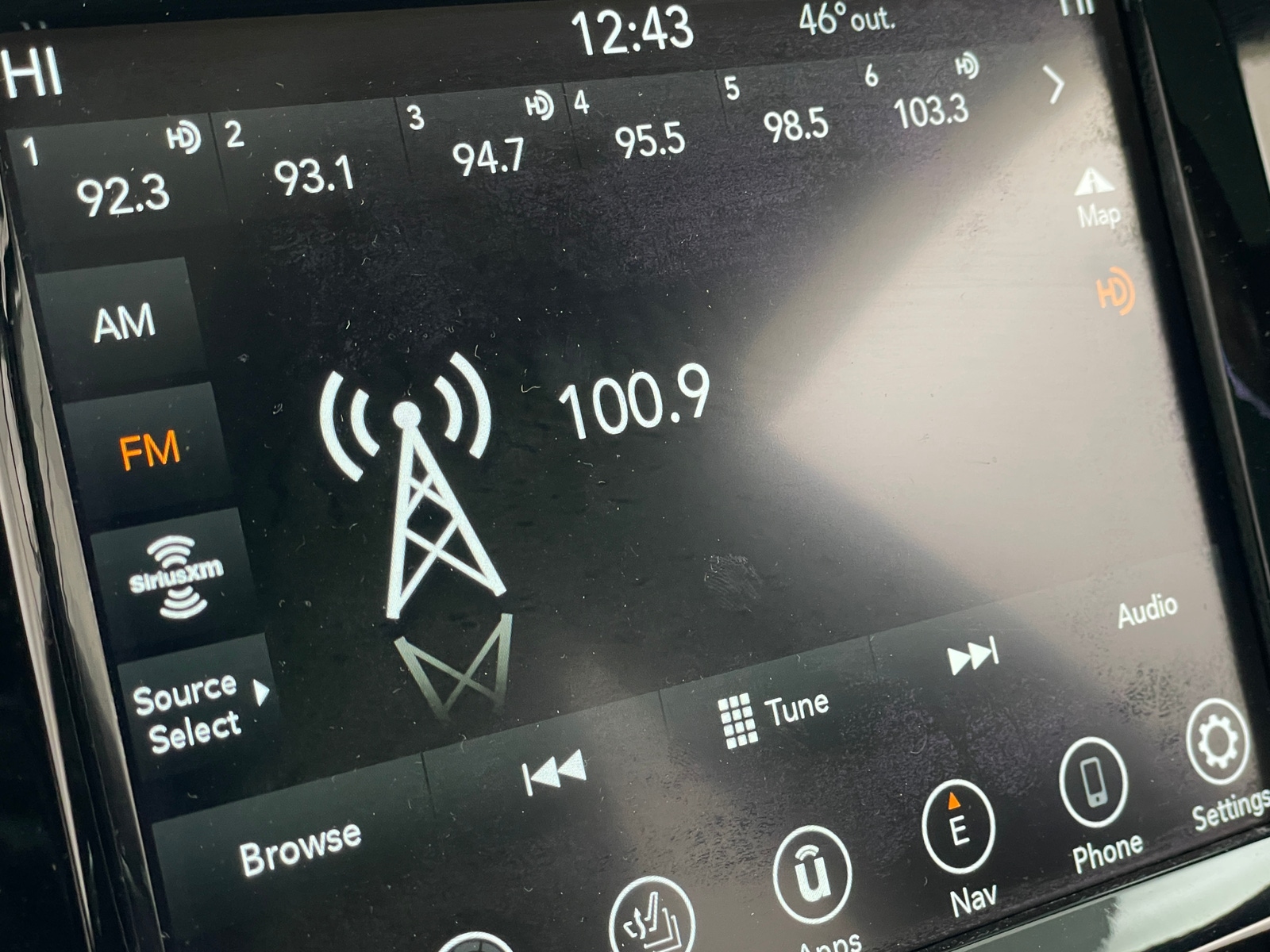 Thumbnail: 2020 Jeep Cherokee - 3