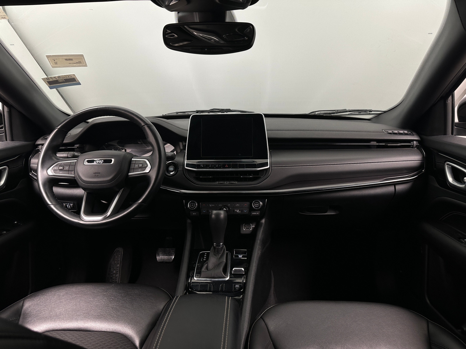 Thumbnail: 2022 Jeep Compass - 3