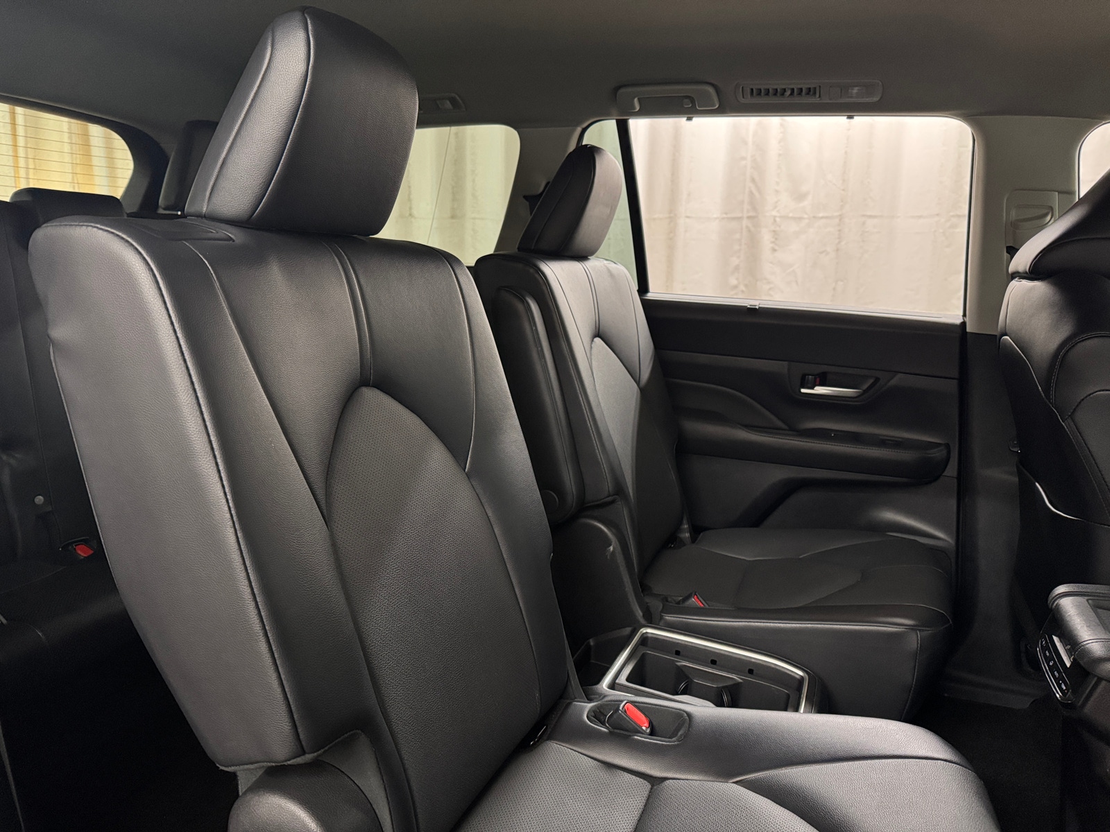 Thumbnail: 2025 Toyota Grand Highlander - 5