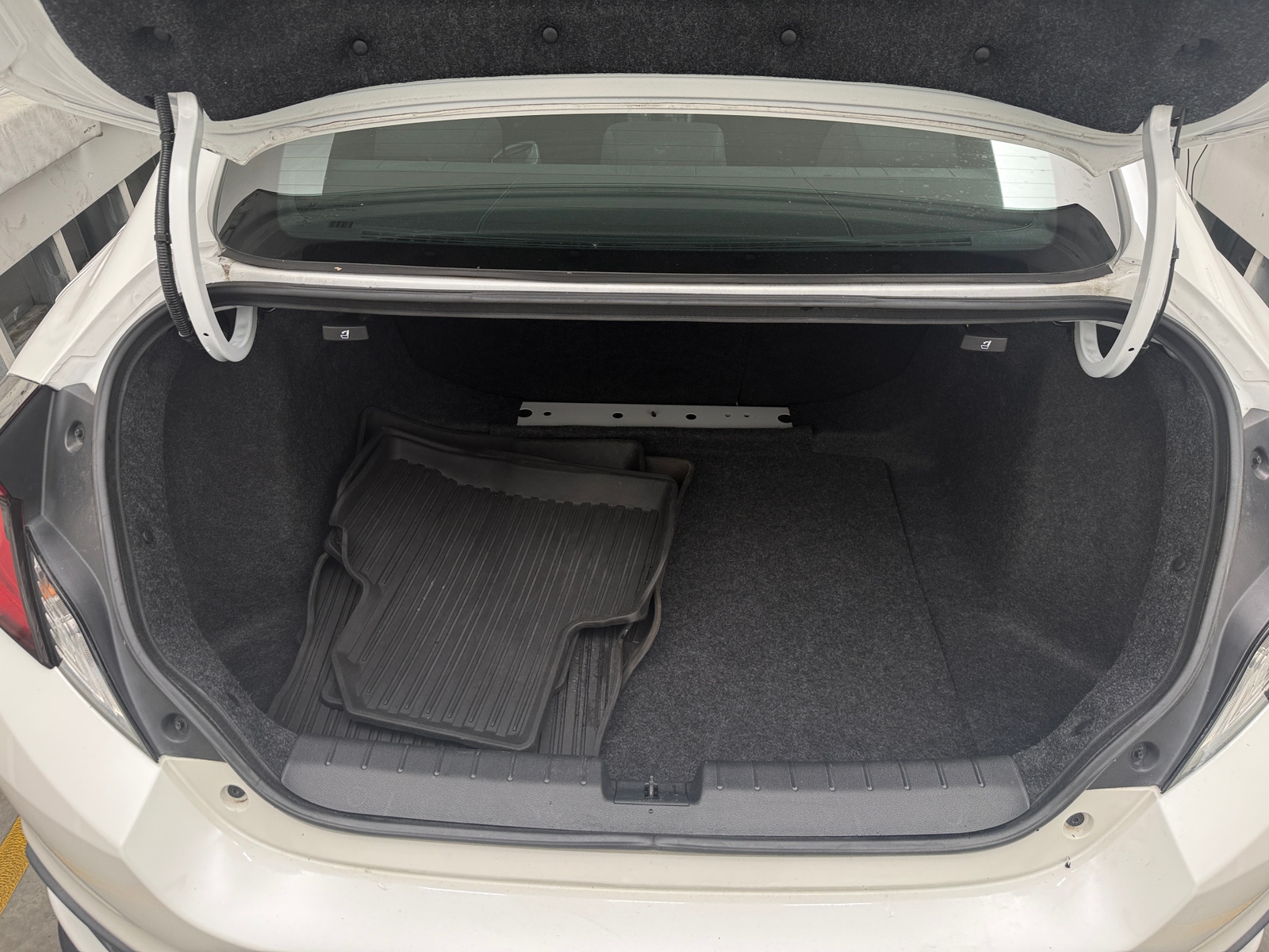 Thumbnail: 2020 Honda Civic - 5