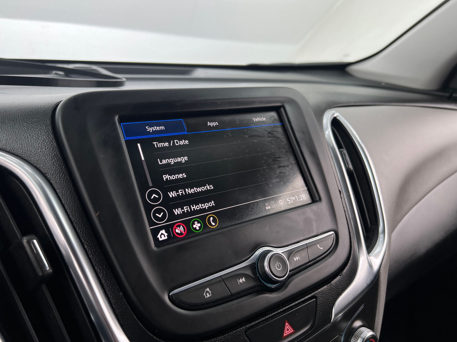 Thumbnail: 2021 Chevrolet Equinox - 4