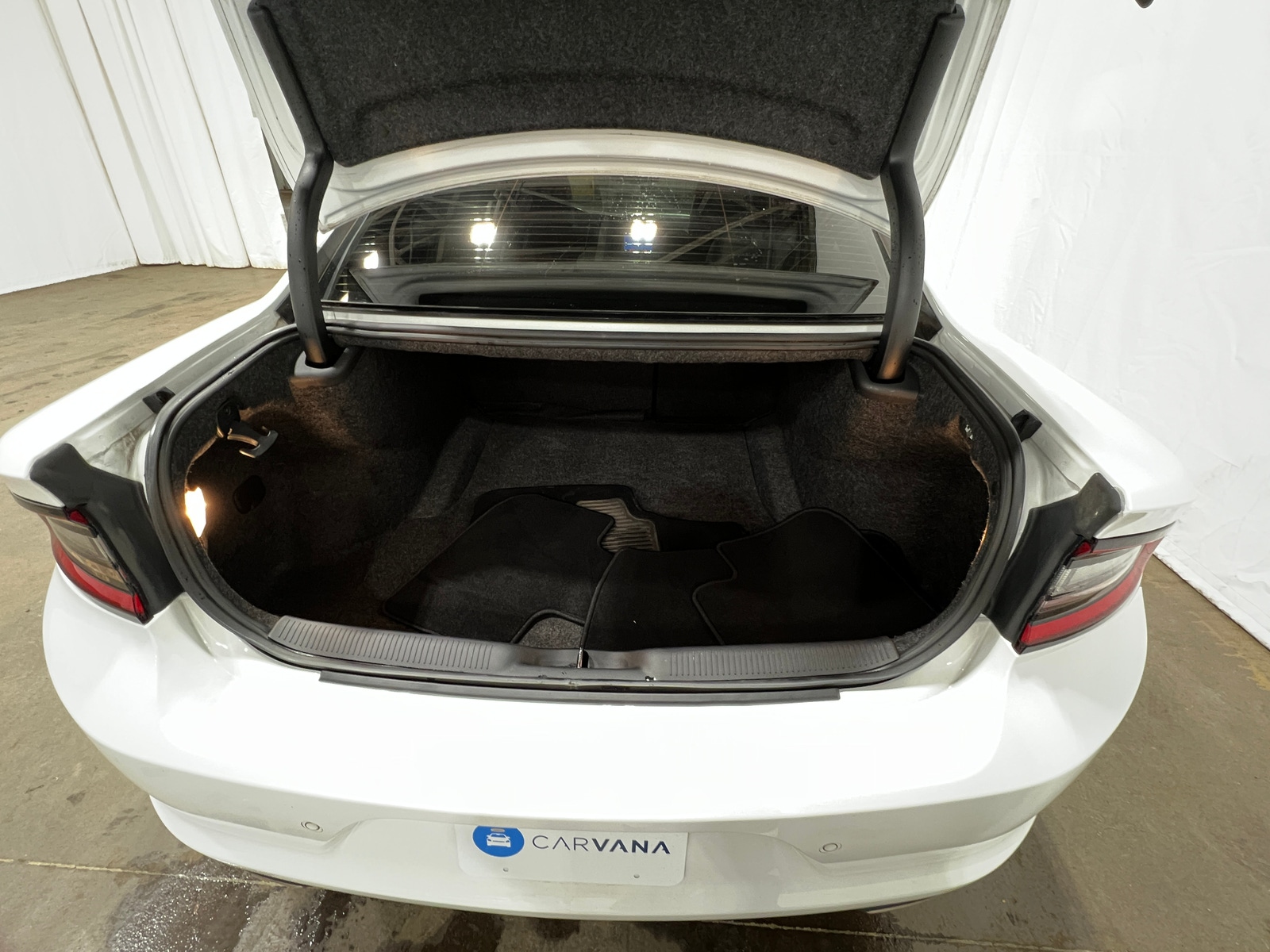 Thumbnail: 2019 Dodge Charger - 6