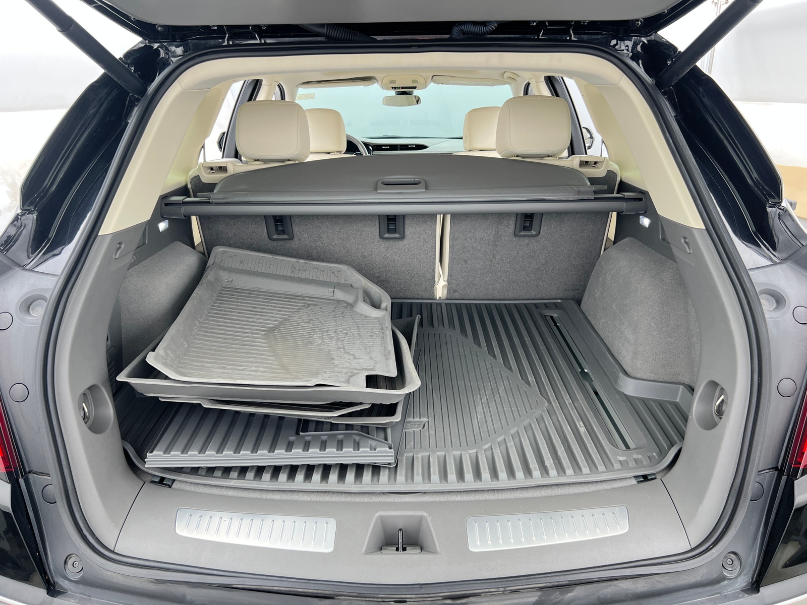 Thumbnail: 2024 Cadillac XT5 - 6