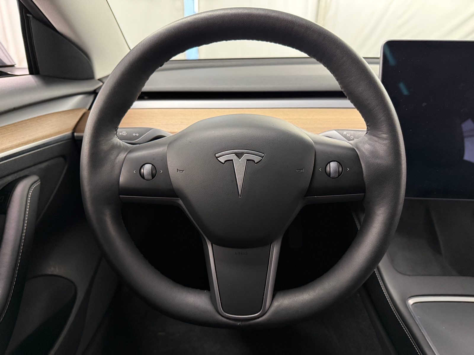 Thumbnail: 2021 Tesla Model 3 - 4