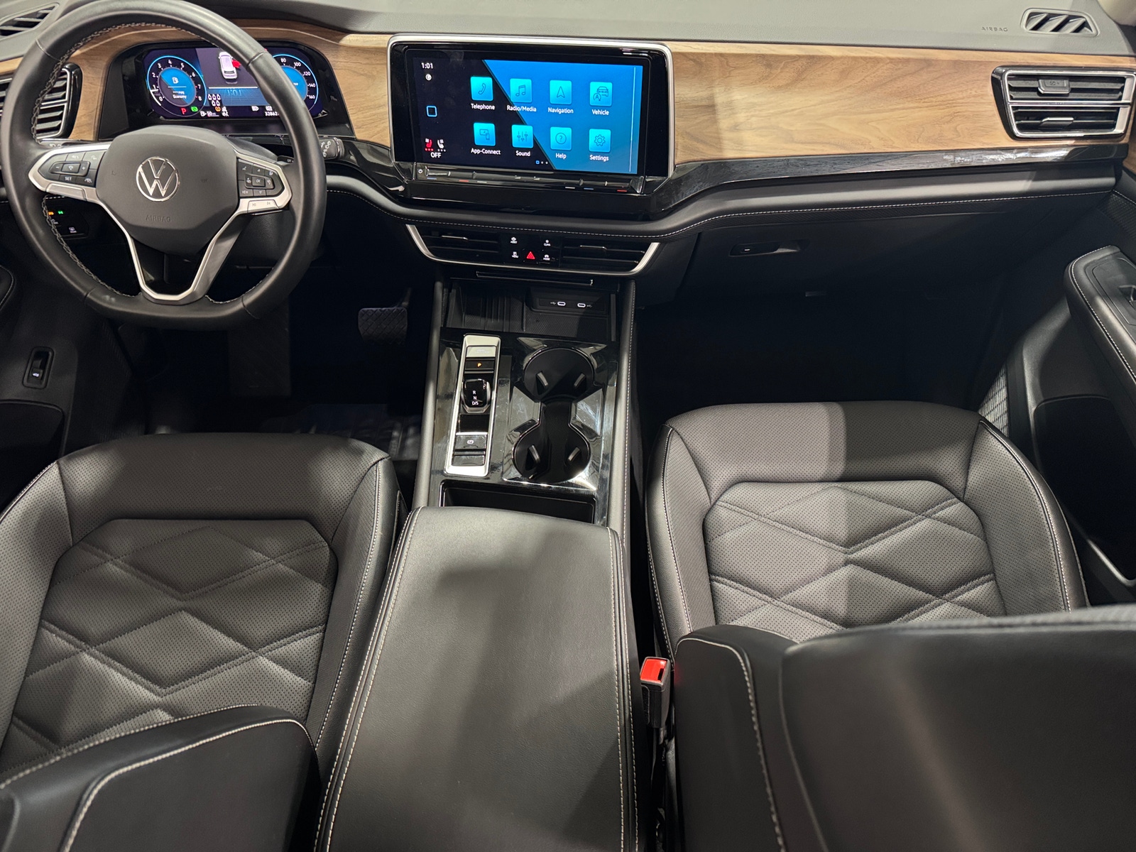 Thumbnail: 2025 Volkswagen Atlas - 2