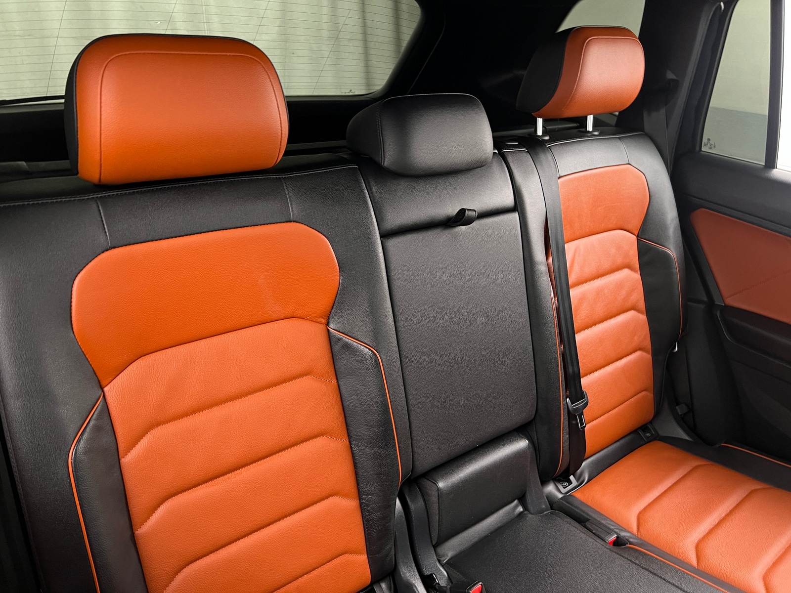 Thumbnail: 2020 Volkswagen Tiguan - 5