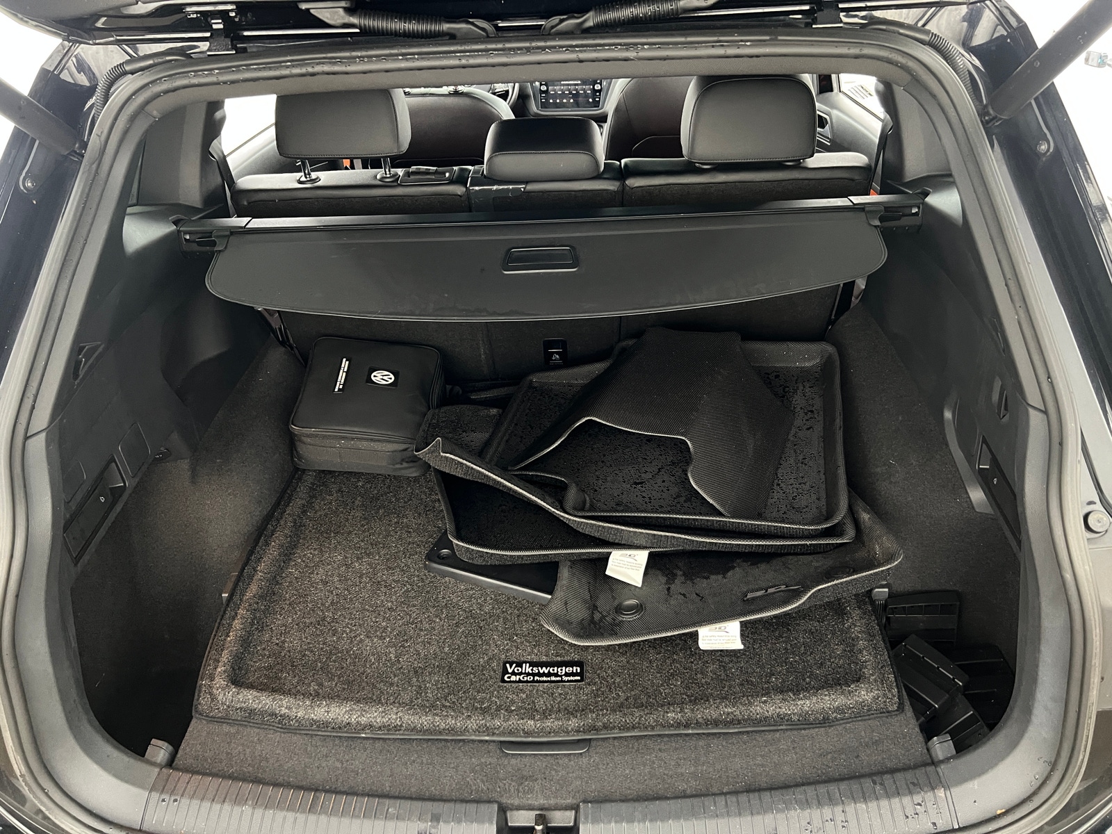 Thumbnail: 2020 Volkswagen Tiguan - 6