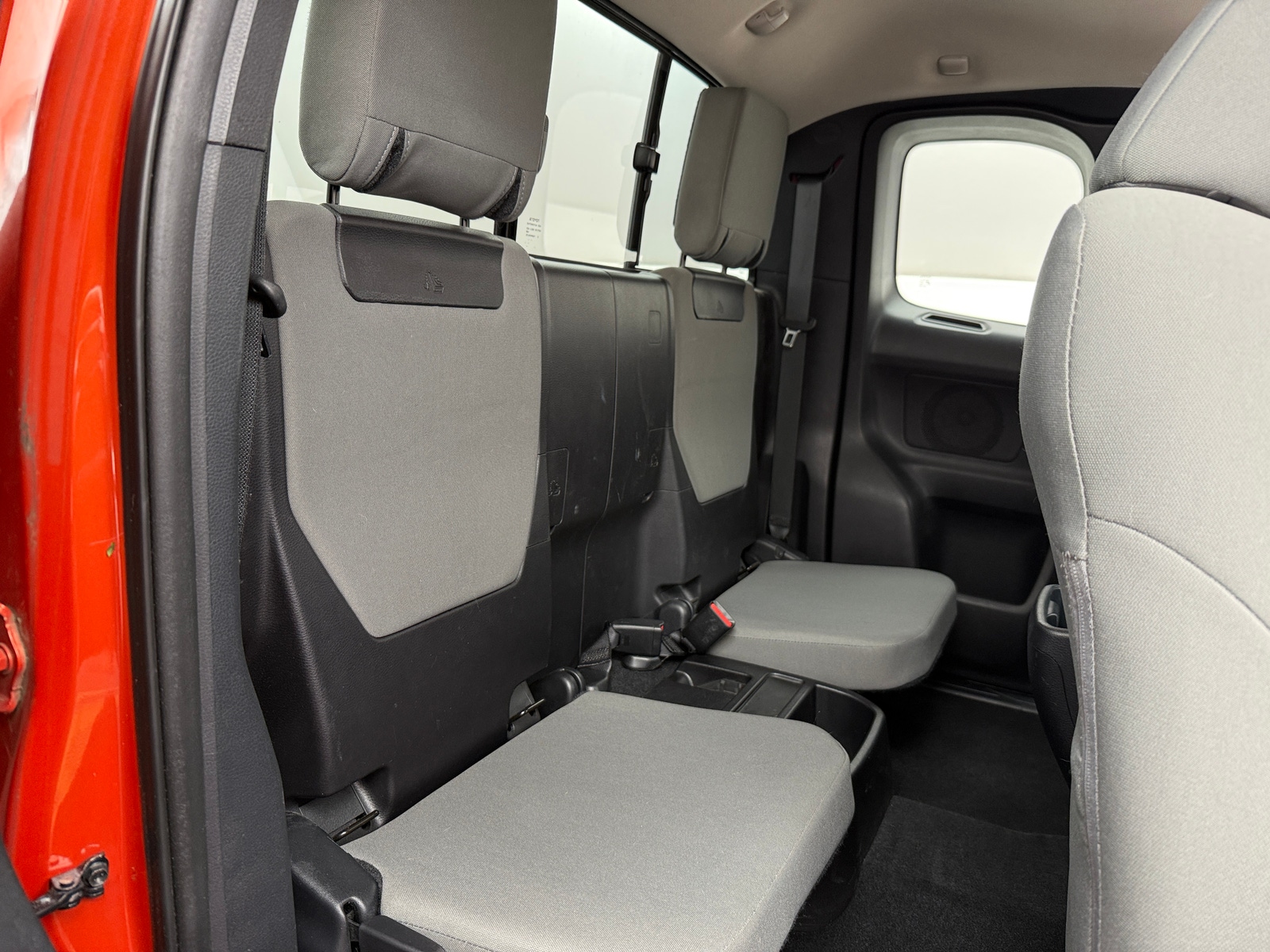 Thumbnail: 2017 Toyota Tacoma - 6