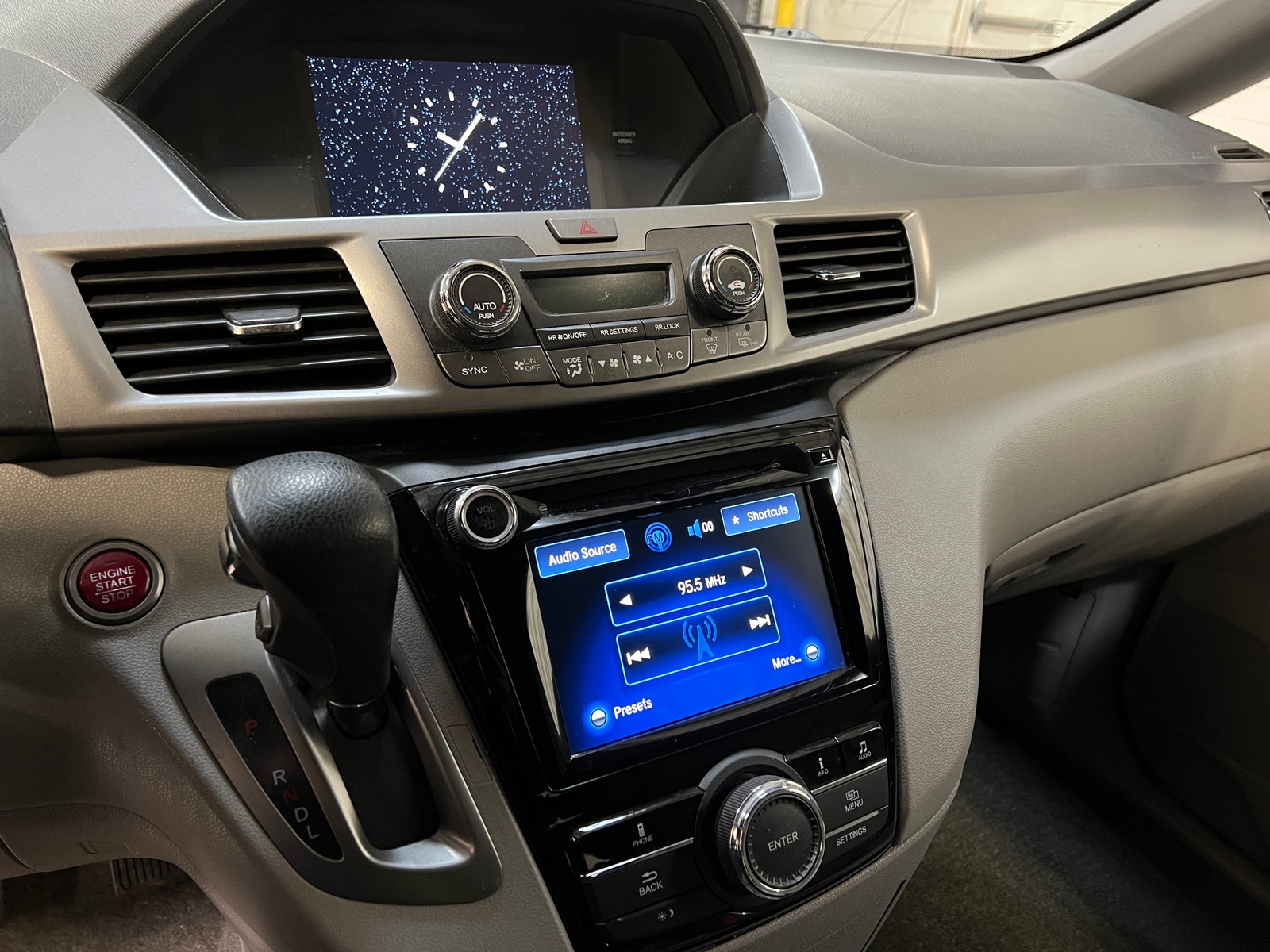 Thumbnail: 2016 Honda Odyssey - 4