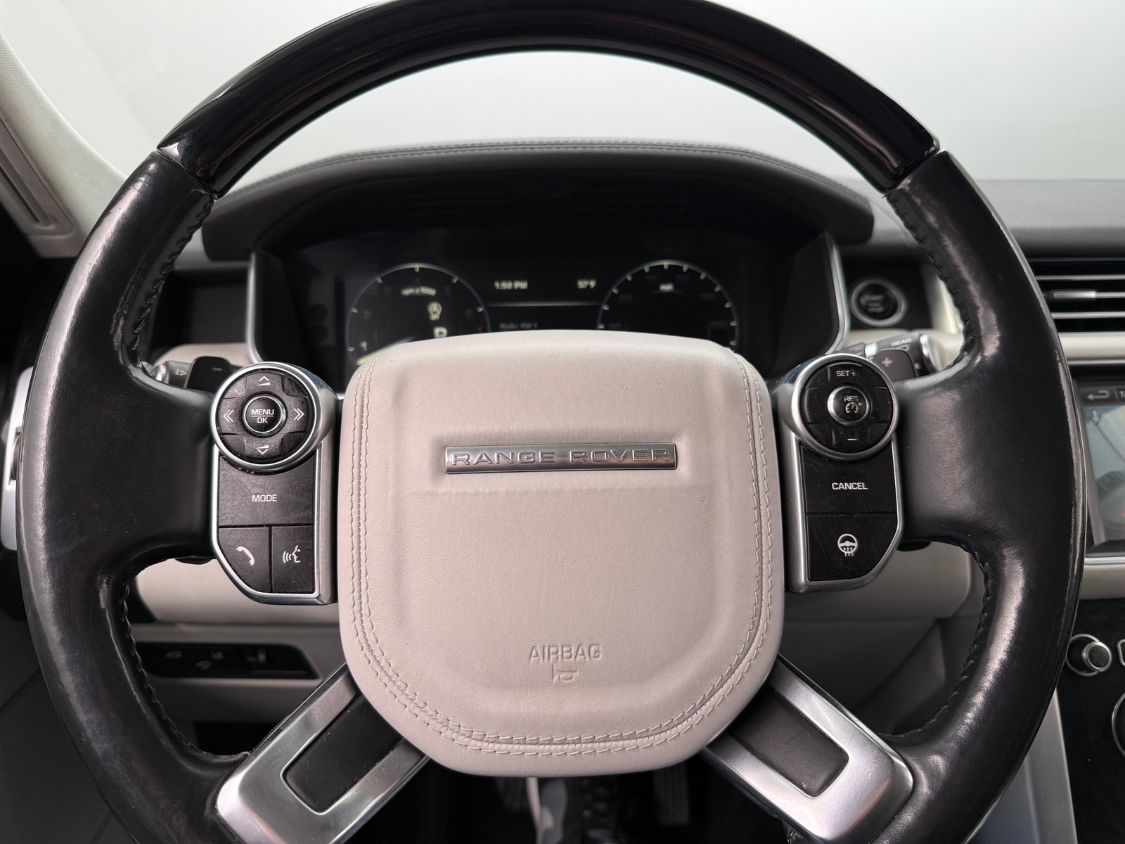 Thumbnail: 2015 Land Rover Range Rover - 4