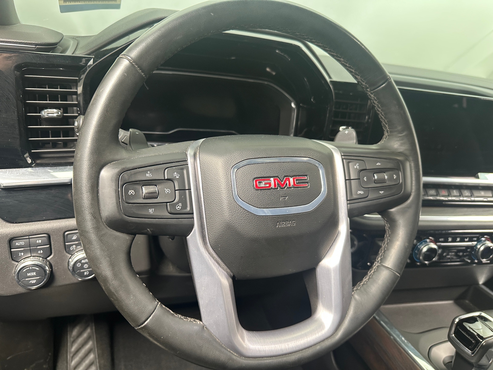 Thumbnail: 2024 GMC Sierra 1500 - 4