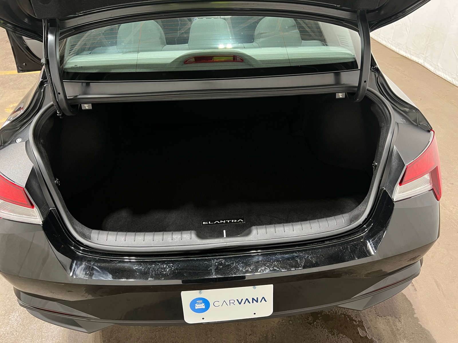 Thumbnail: 2023 Hyundai Elantra - 7