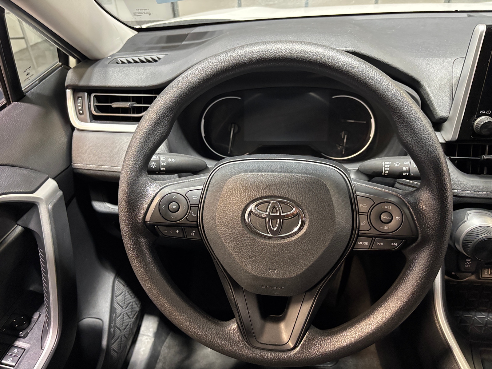 Thumbnail: 2024 Toyota RAV4 - 5