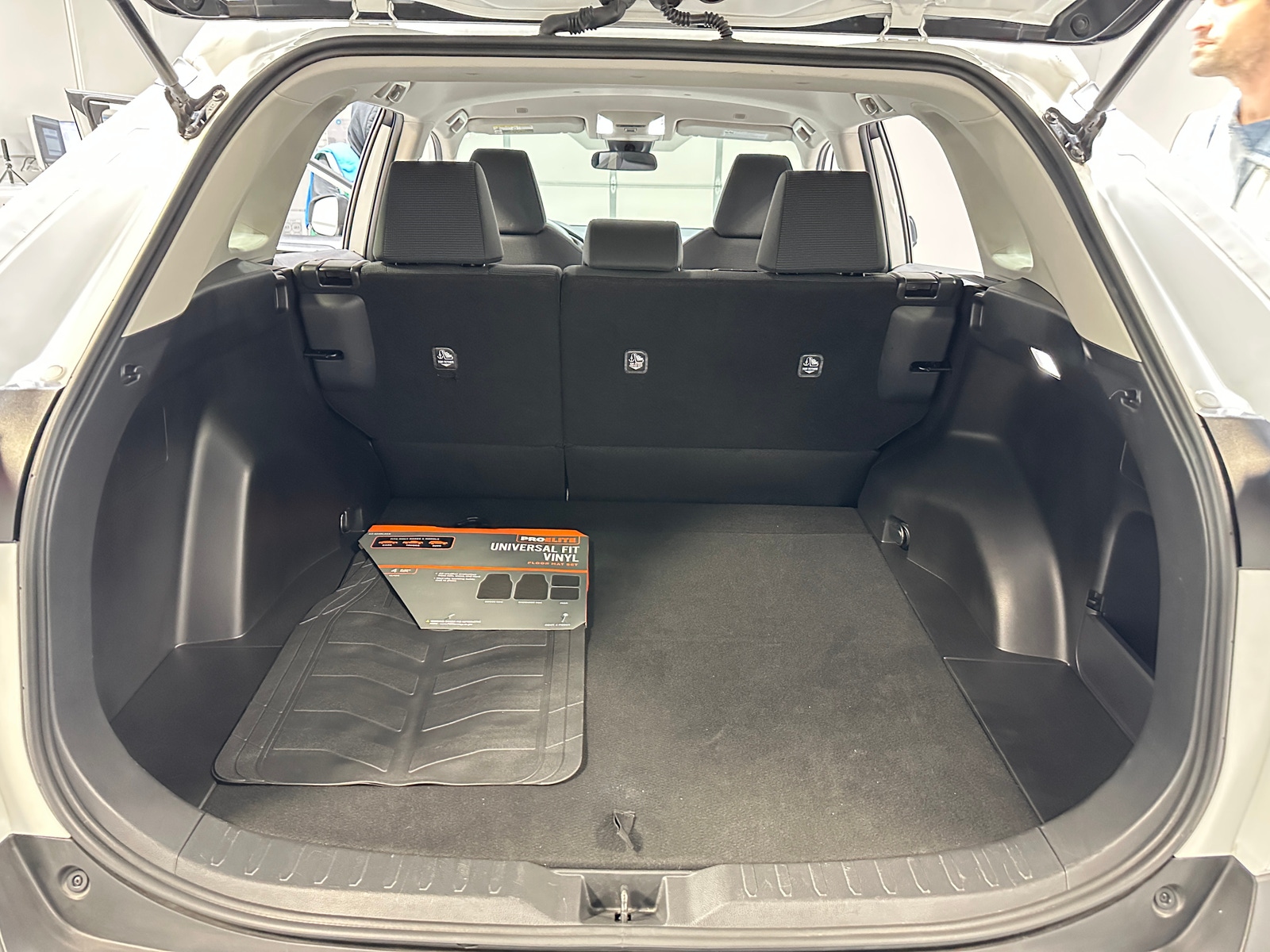 Thumbnail: 2024 Toyota RAV4 - 7