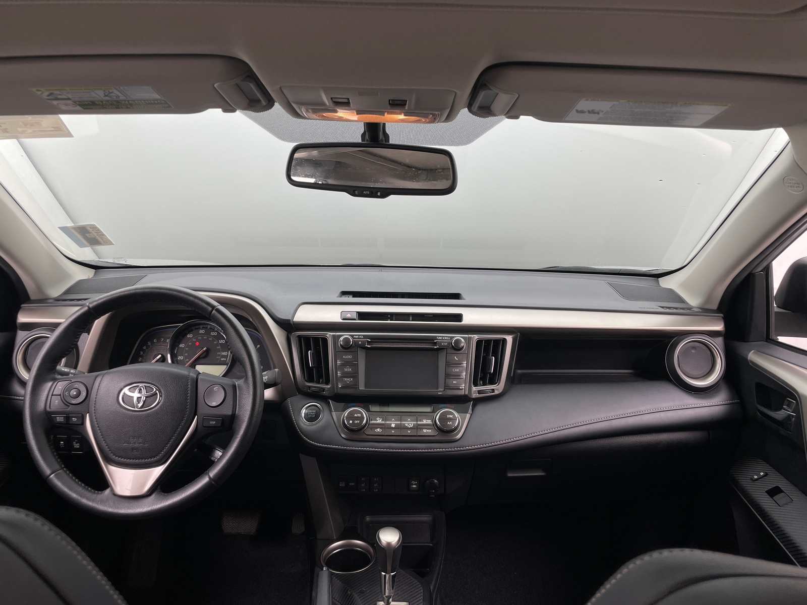 Thumbnail: 2013 Toyota RAV4 - 3