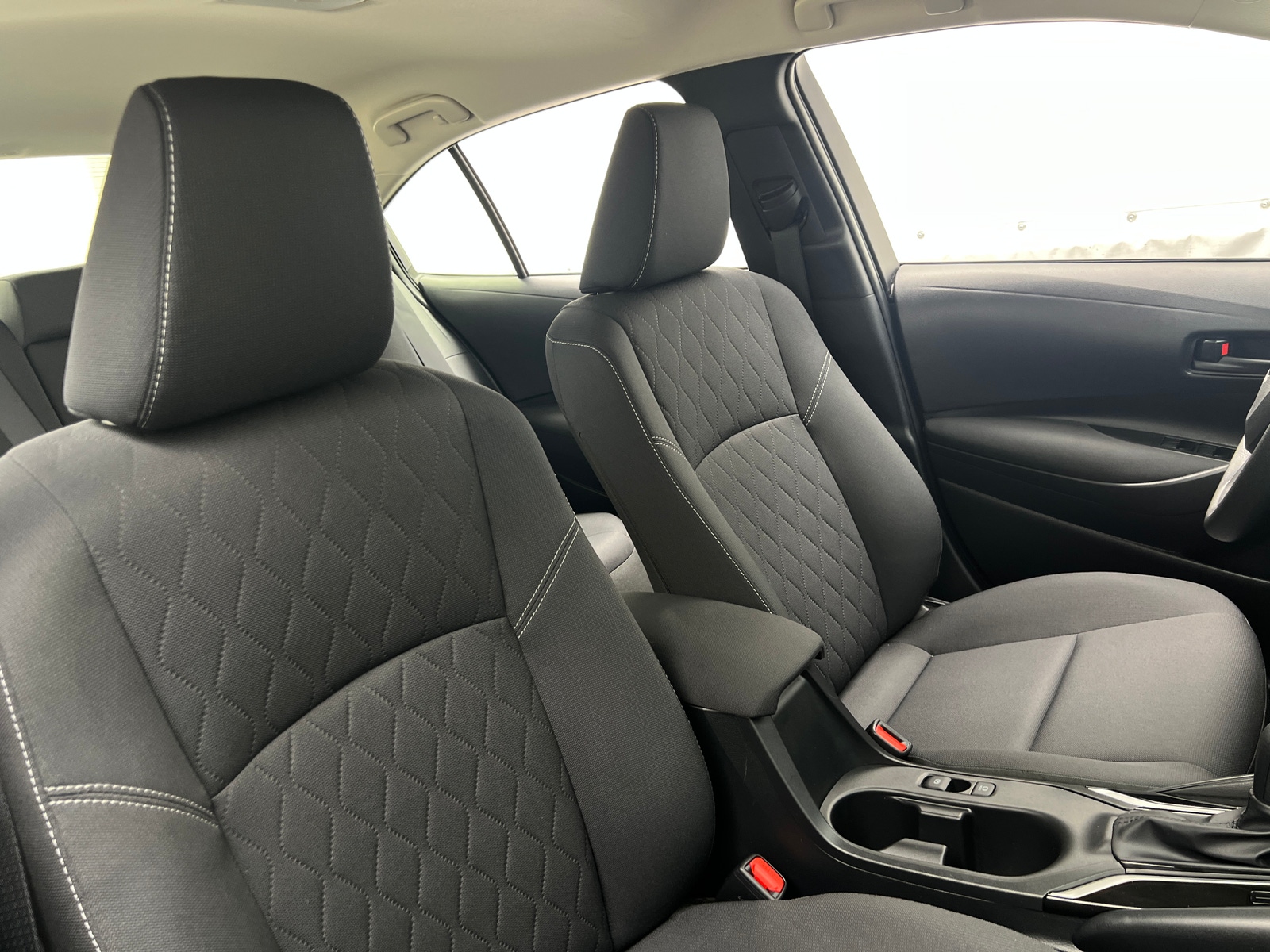 Thumbnail: 2025 Toyota Corolla - 2