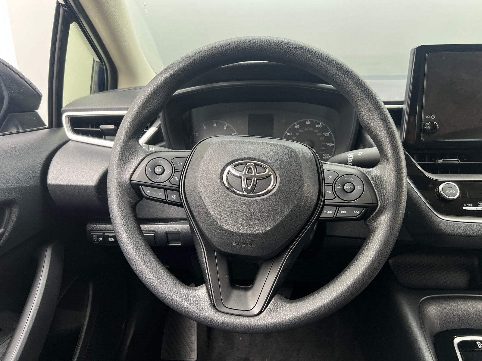 Thumbnail: 2025 Toyota Corolla - 5