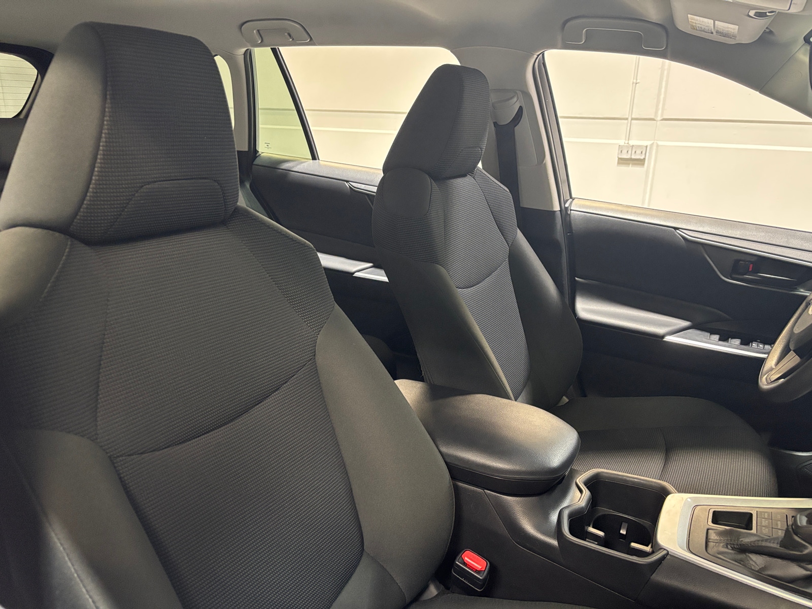 Thumbnail: 2024 Toyota RAV4 - 2