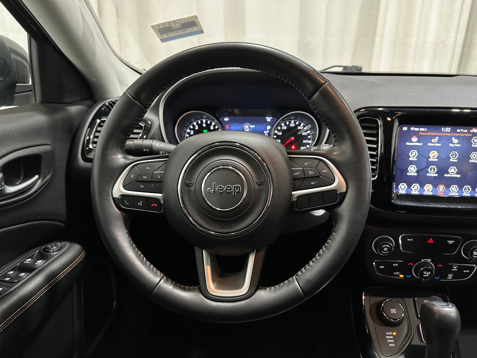 Thumbnail: 2020 Jeep Compass - 4