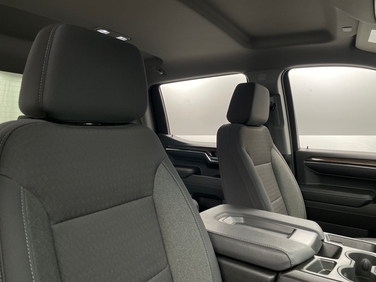 Thumbnail: 2024 Chevrolet Silverado 1500 - 2