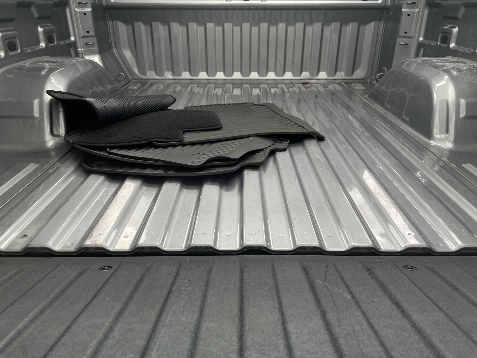 Thumbnail: 2024 Chevrolet Silverado 1500 - 7